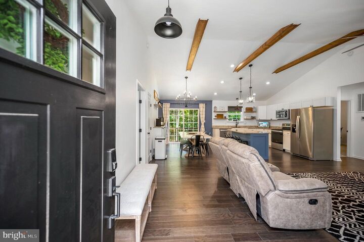Property Photo: 12137 Ridge Road VA 22485