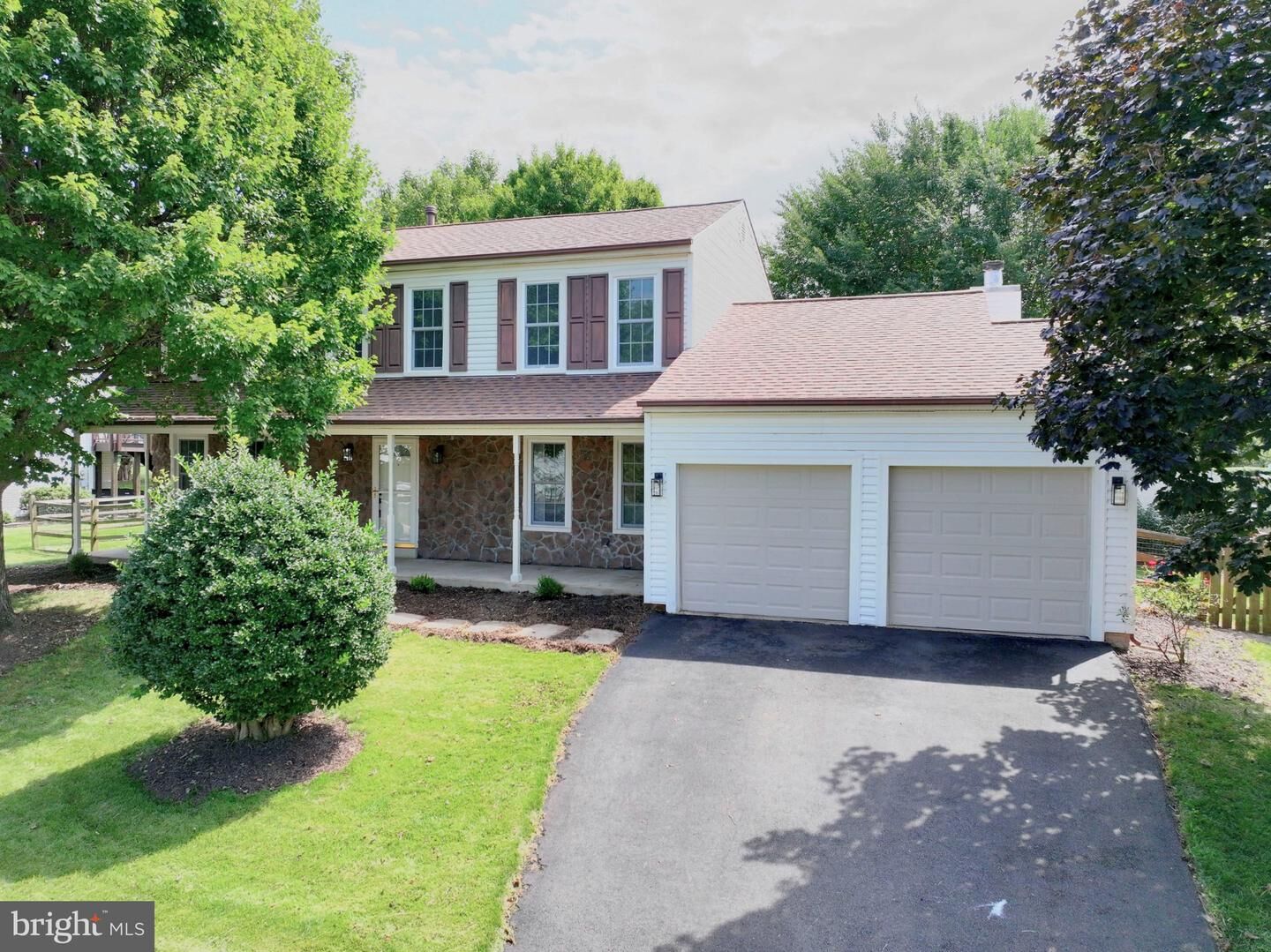 Property Photo:  5221 Belle Plains Drive  VA 20120 