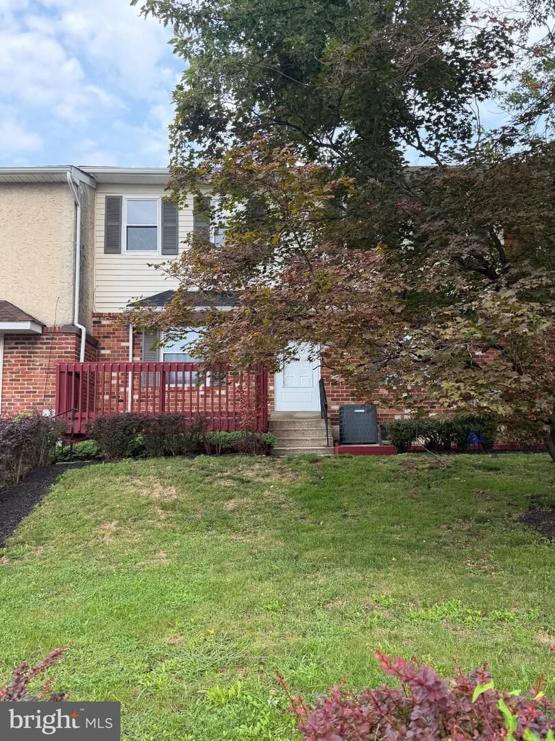 Property Photo:  1309 Whitpain Hls  PA 19422 