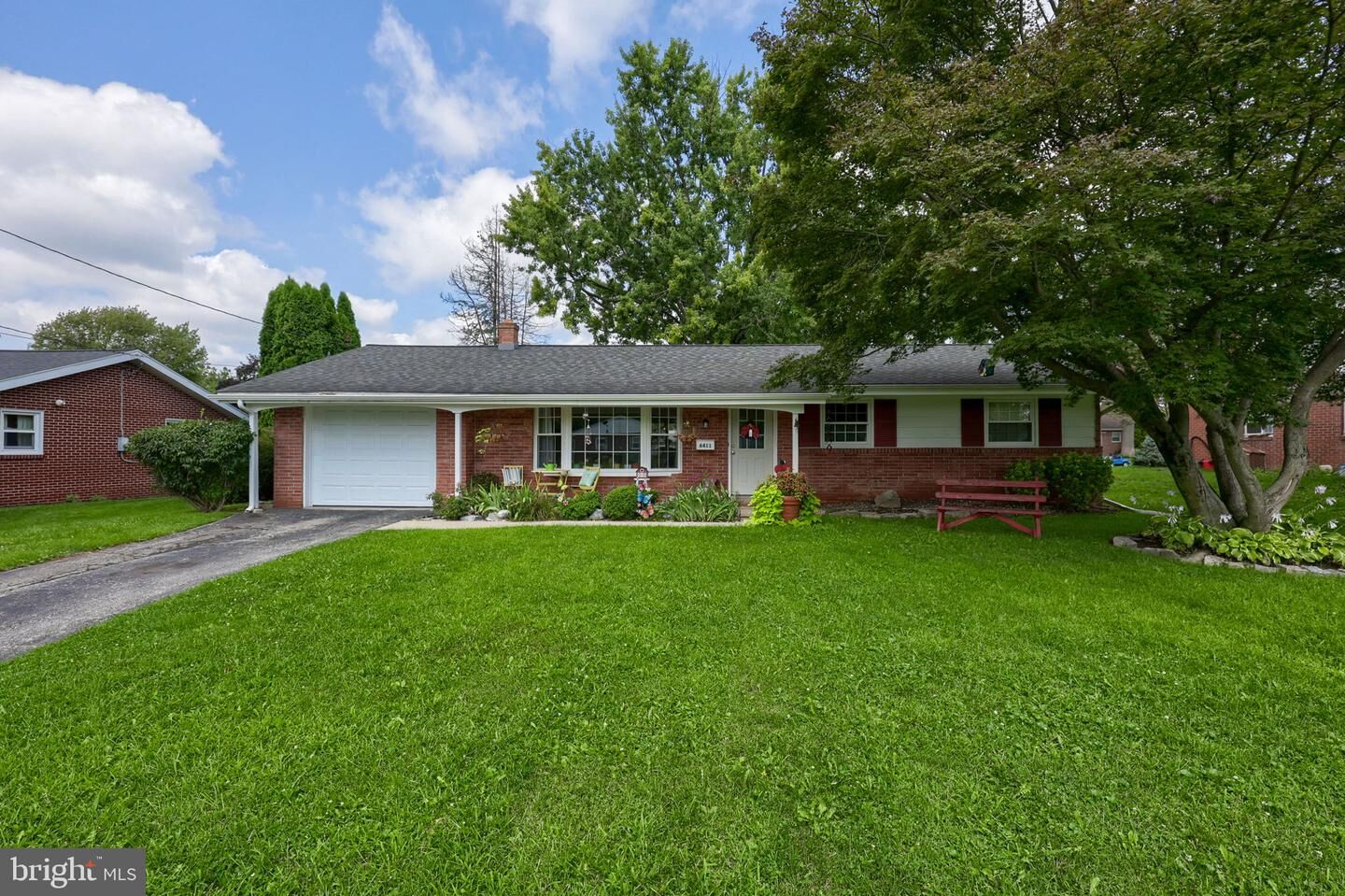 Property Photo:  6411 Jeanette Drive  PA 17520 