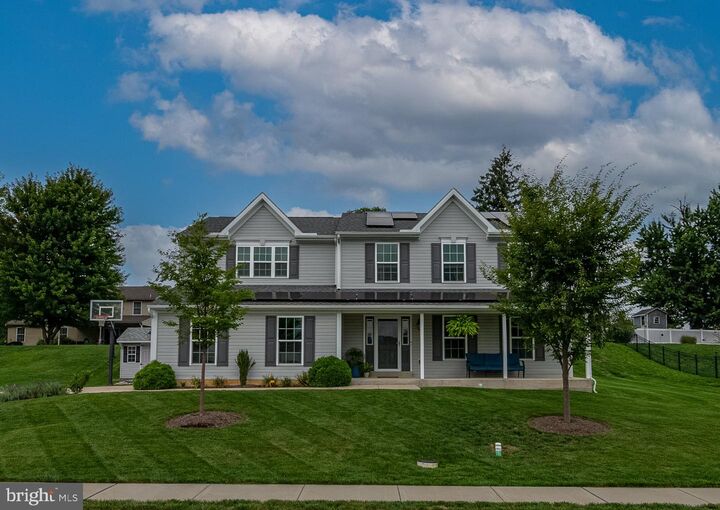 Property Photo: 92 Nantucket Drive PA 19605