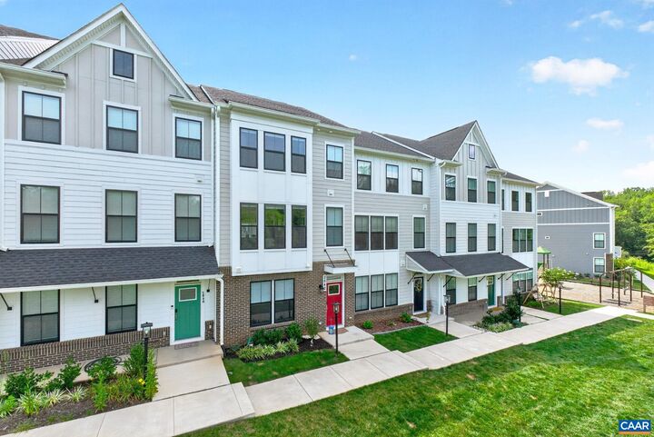 Property Photo:  2842 Sweetbay St  VA 22902 