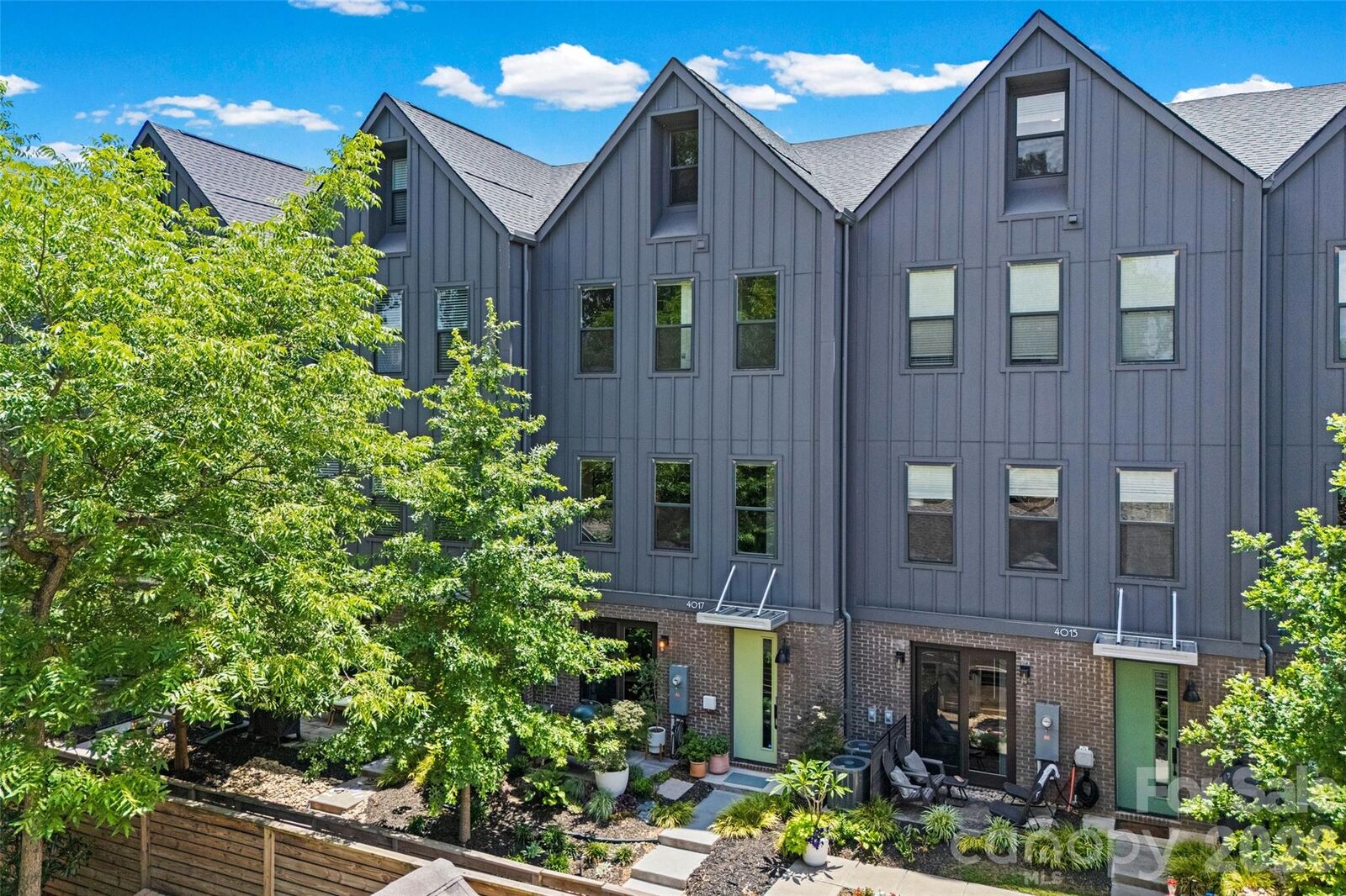 Property Photo:  4017 Plaza Row Court  NC 28205 