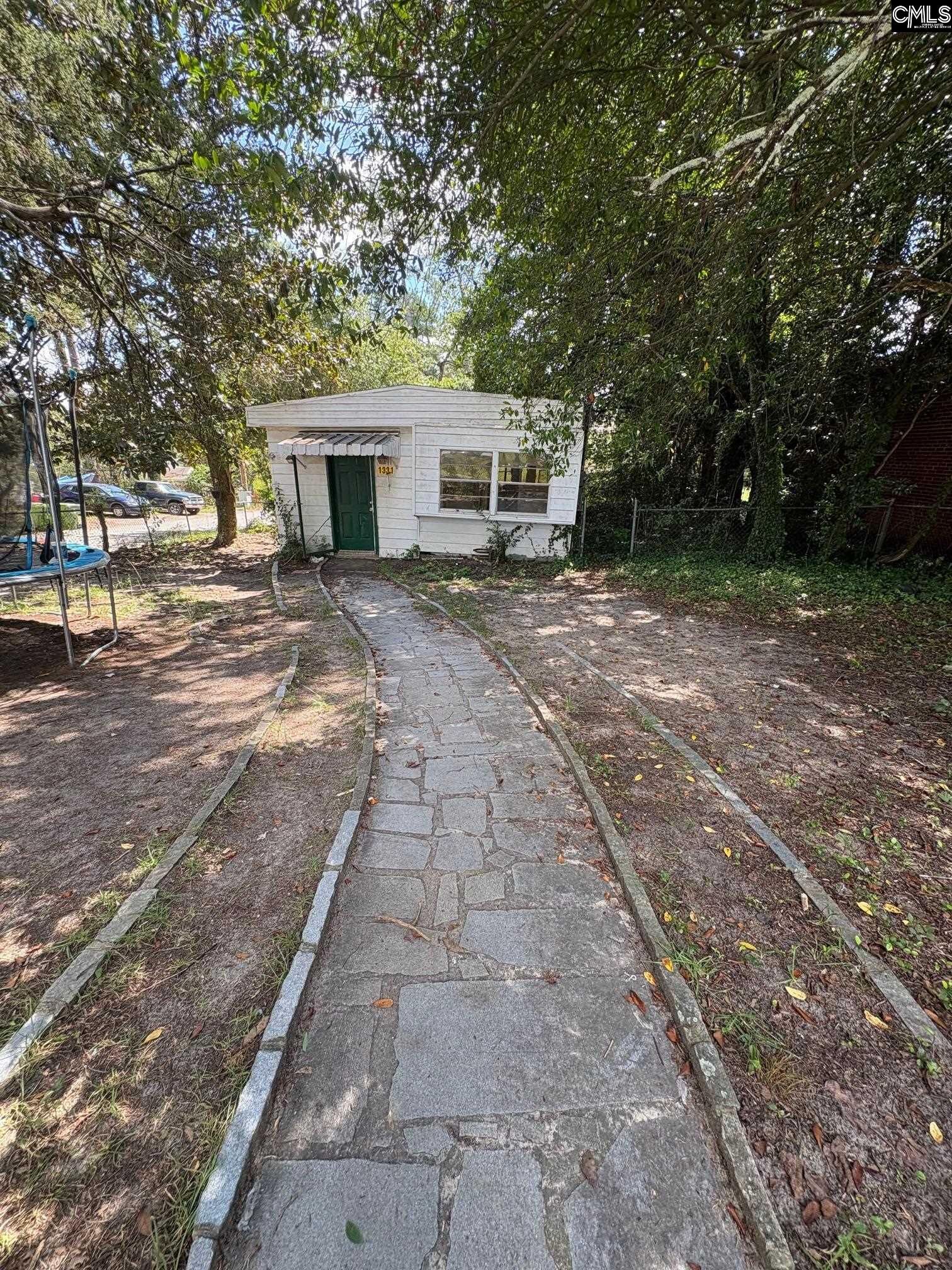 Property Photo:  1331 Head Street  SC 29204 