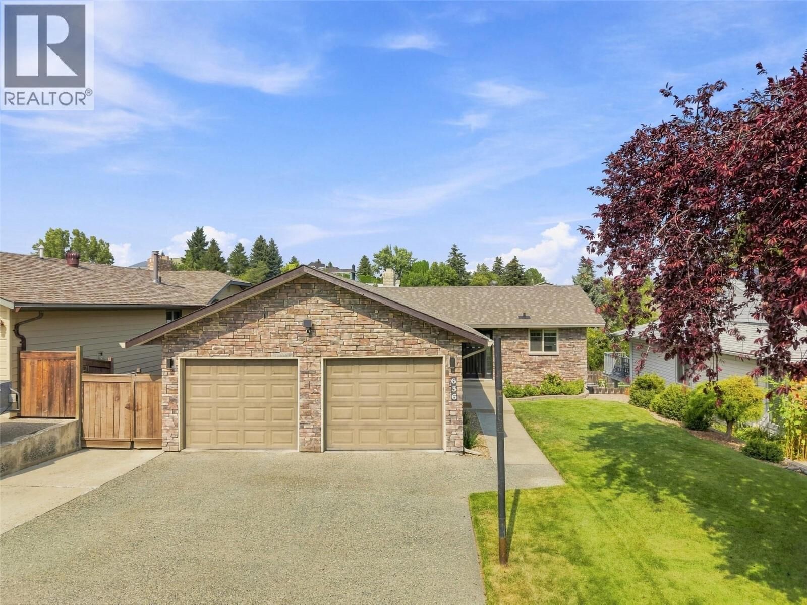 Property Photo:  636 Braemar Drive  BC V1S 1H9 