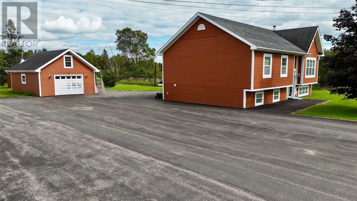 Property Photo:  29 Meadow Lane  NL A8A 3J5 