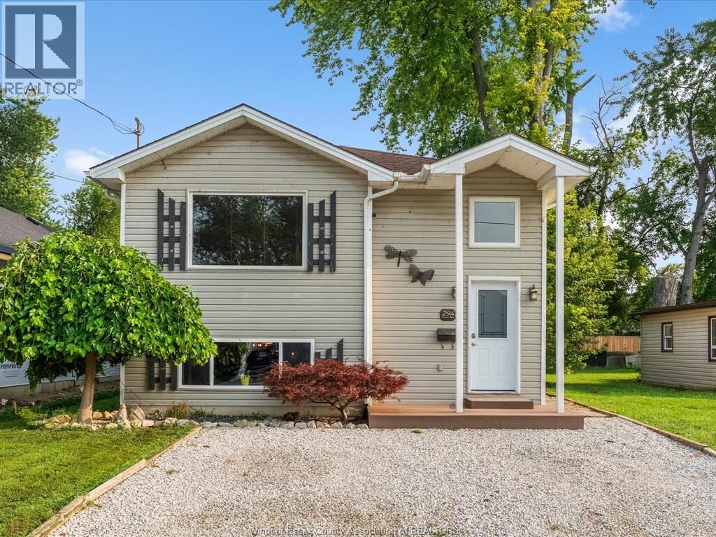 Property Photo:  294 Erieview Drive  ON N9Y 1M4 