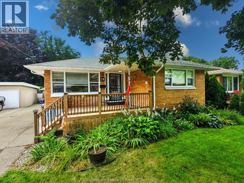Property Photo:  28 Woodland Avenue  ON N7L 2S6 