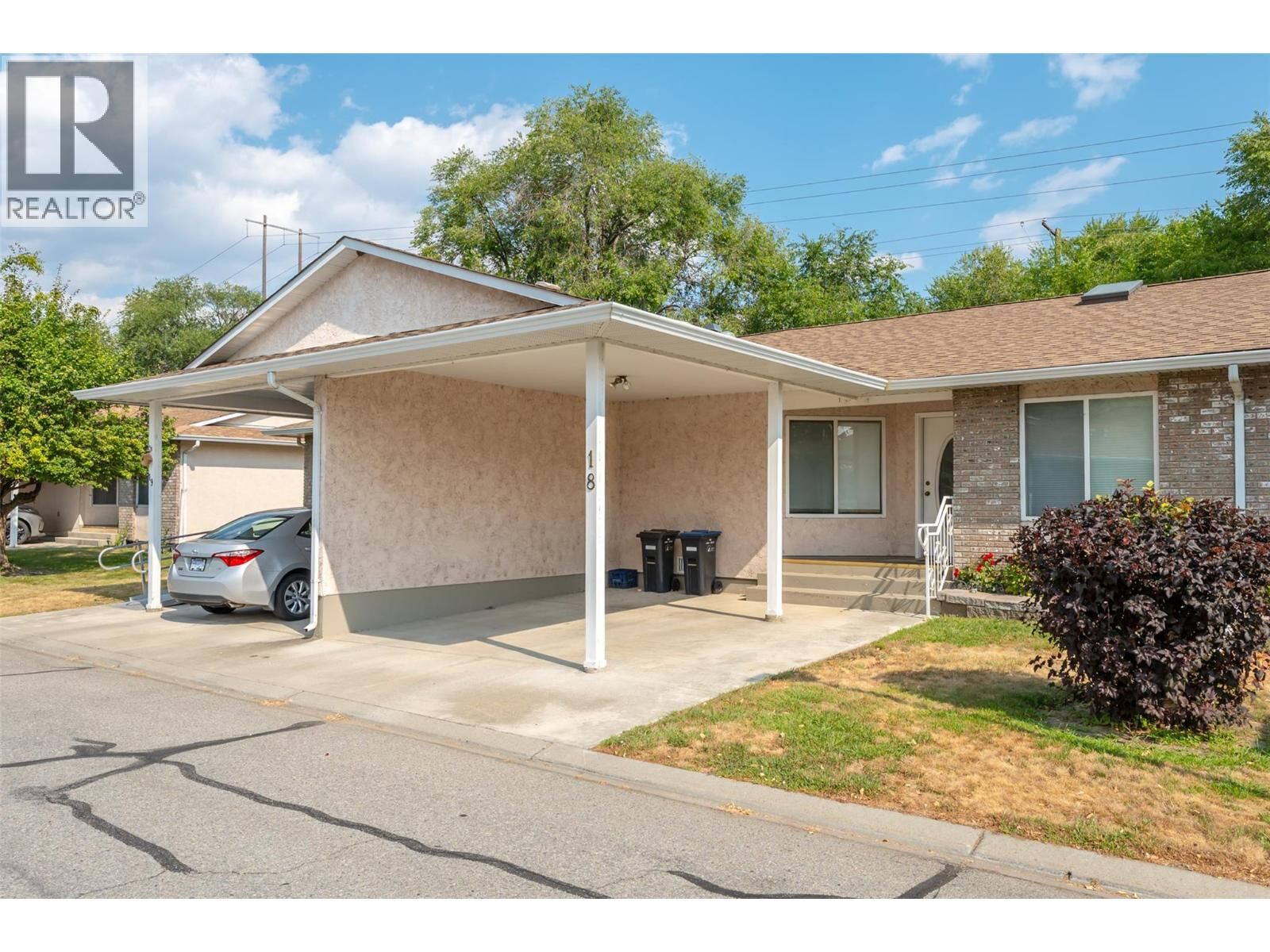 Property Photo:  115 Redwing Place 18  BC V0H 1T4 