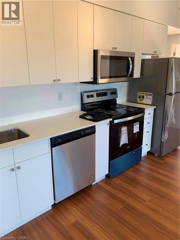 Property Photo:  1 Wellington Street 308  ON N3T 2L3 