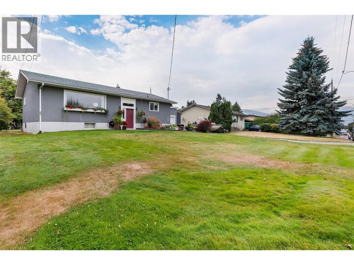 Property Photo:  2121 Ash Street  BC V0B 1G5 