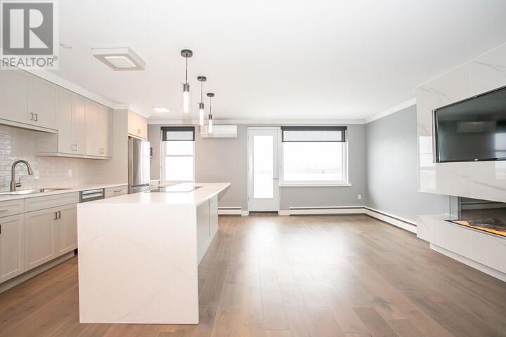 Property Photo:  99 Pine St # 510  ON P6A 3Y3 
