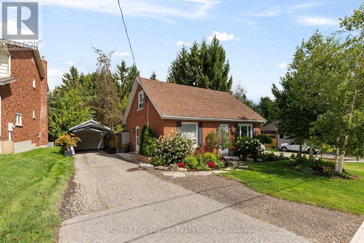 Property Photo:  50 Amaranth Street West  ON L9W 5M5 