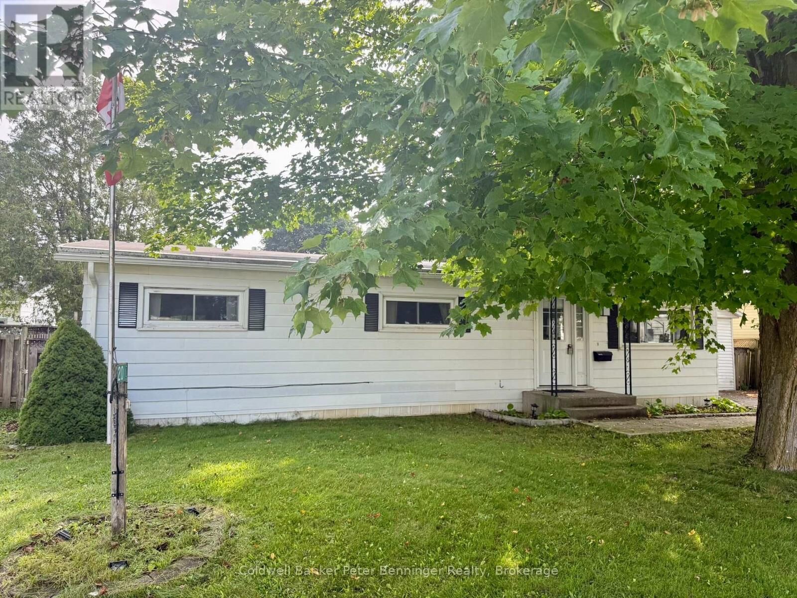 Photo de la propriété:  20 Cardinal Street  ON N0G 2V0 
