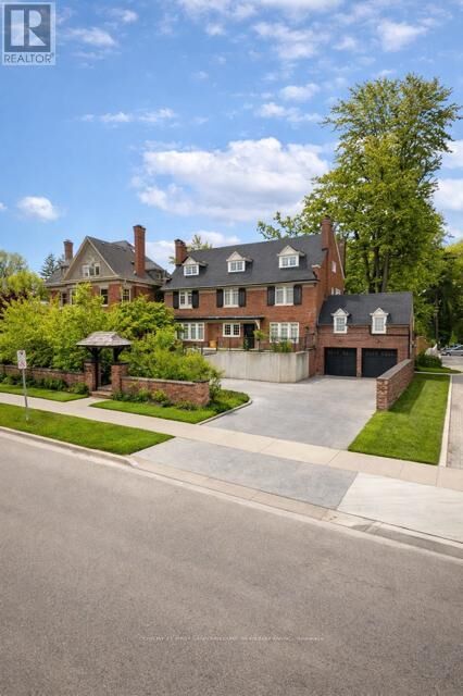 Property Photo:  653 Talbot Street  ON N6A 2T6 