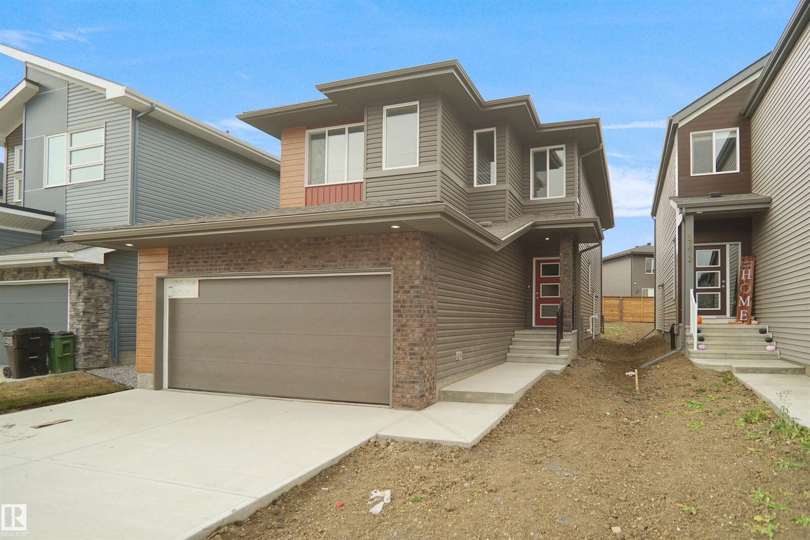 Property Photo:  13132 214 Street NW  AB T5S 0X1 