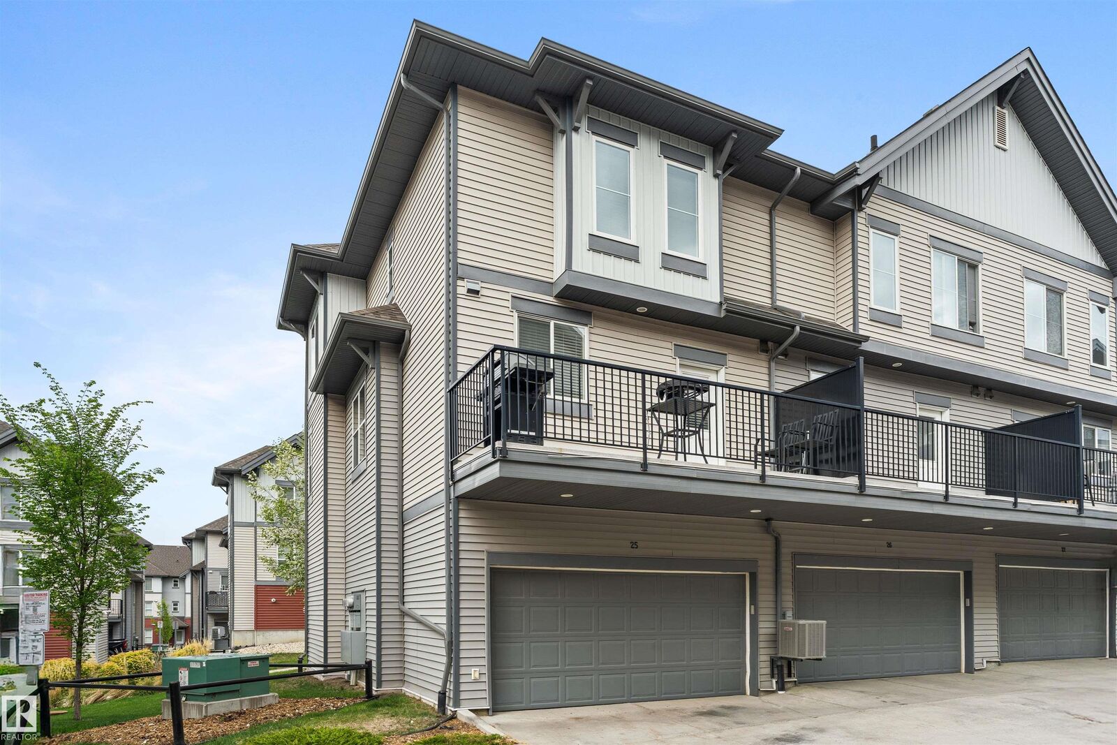 Property Photo:  #25 655 Watt Blvd SW  AB T6X 0Y2 