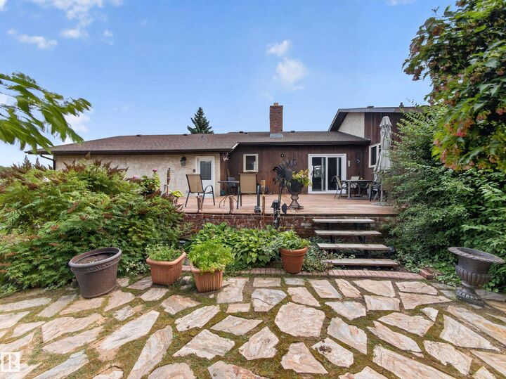 Property Photo: 22066 Twp Road 522 AB T8E 1G2