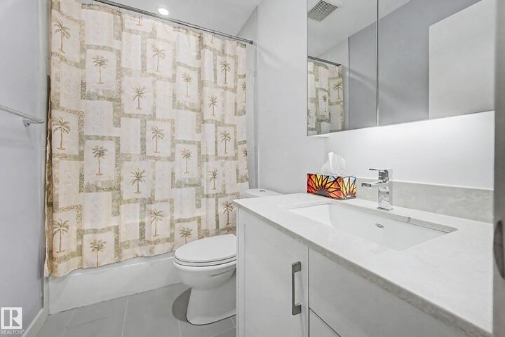 Property Photo:  5 St Louis Street 103  AB T8N 7T2 