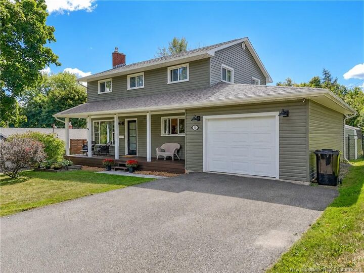Photo de la propriété:  50 Canterbury Drive  NB E3B 4L6 