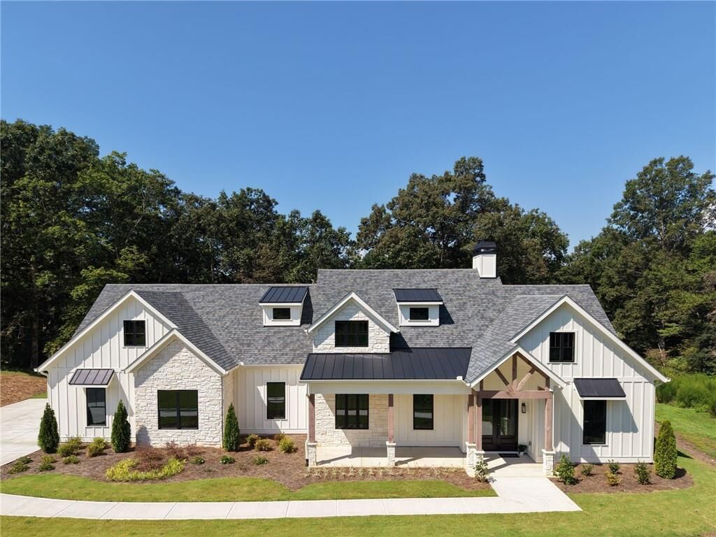 Property Photo: 255 Clear Creek Preserve Way GA 30536