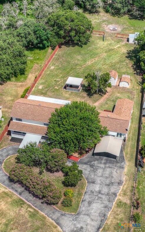 Property Photo:  580 E Zipp Road  TX 78130 