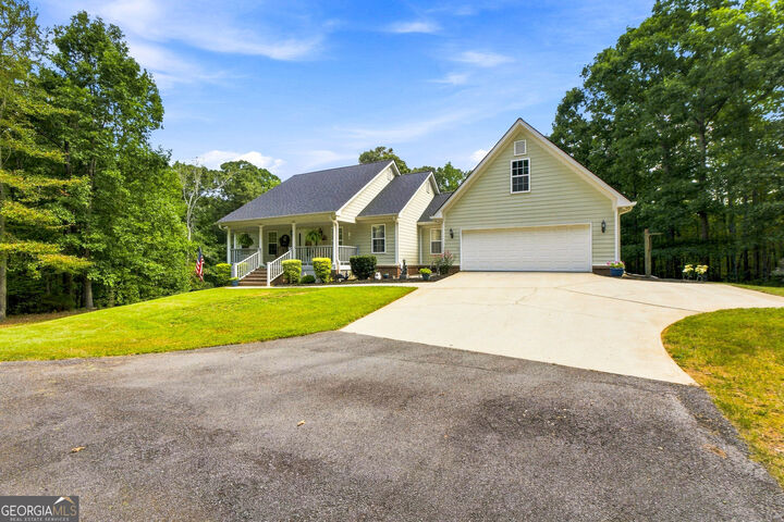 Property Photo:  540 Davis Road  GA 30248 