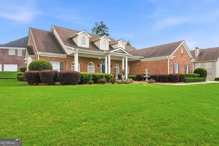 Property Photo: 1353 Arbor Bluff Court GA 30045