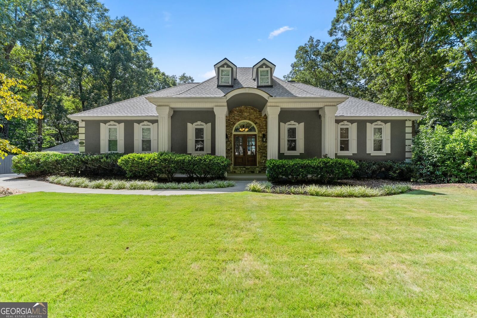 Property Photo:  5725 Ash Drive  GA 30040 