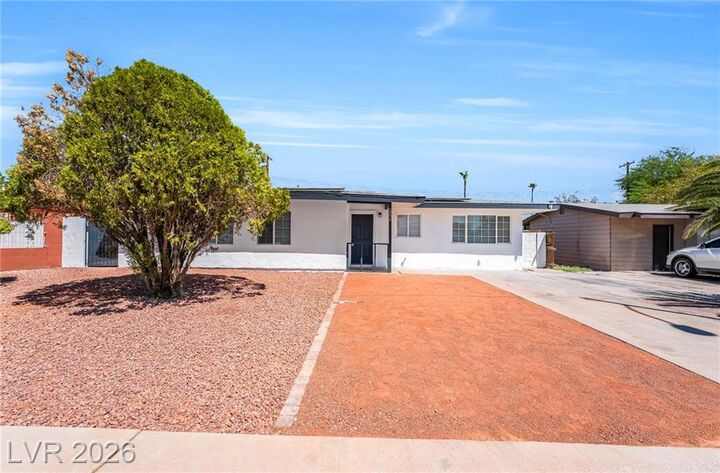 Property Photo: 2204 Dune Drive NV 89106
