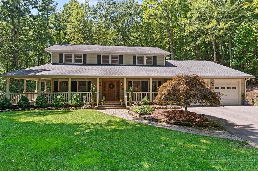 Property Photo:  406 Deerfield Forest Parkway  NC 28607 