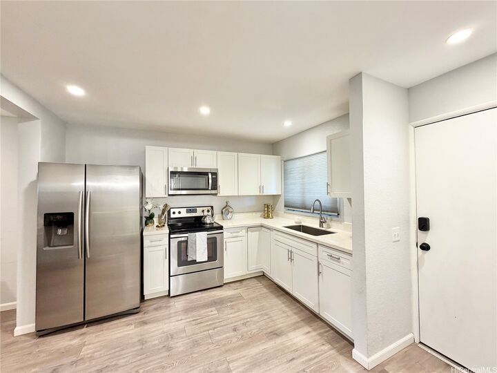 Property Photo: 96-218 Waiawa Road 66 HI 96782