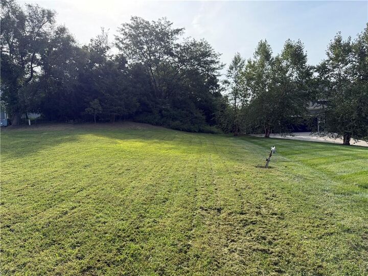 Property Photo: 12021 Country Club Court MO 64152