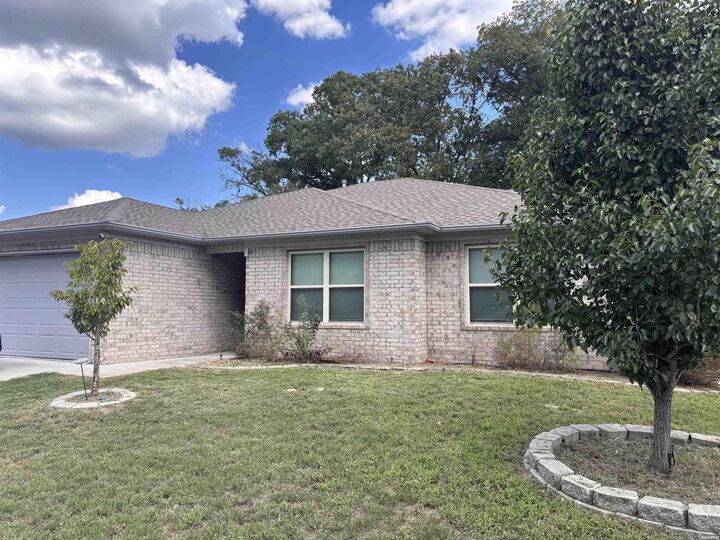 Property Photo: 310 S Shady Lane AR 72015