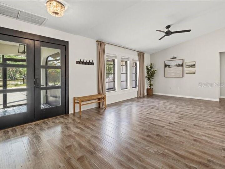 Property Photo: 15650 Prarie Creek Blvd FL 33982
