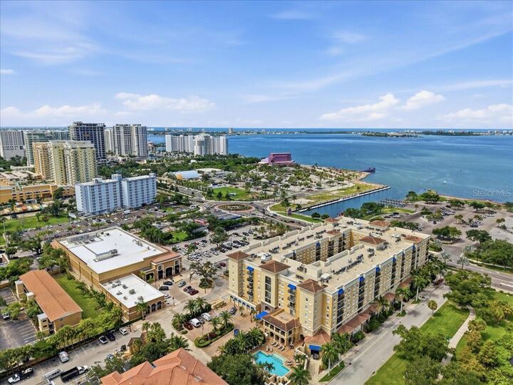 Property Photo:  1064 N Tamiami Trail 1206  FL 34236 