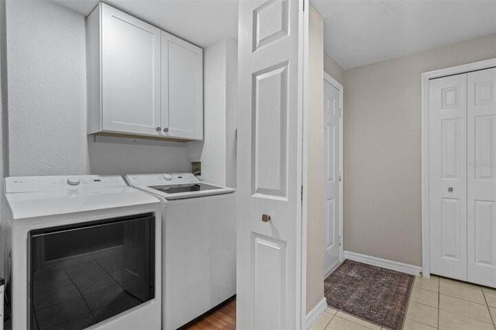 Property Photo:  6663 Queens Borough Avenue 104  FL 32835 