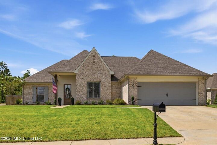 Property Photo:  101 Lakecrest Drive  MS 39110 