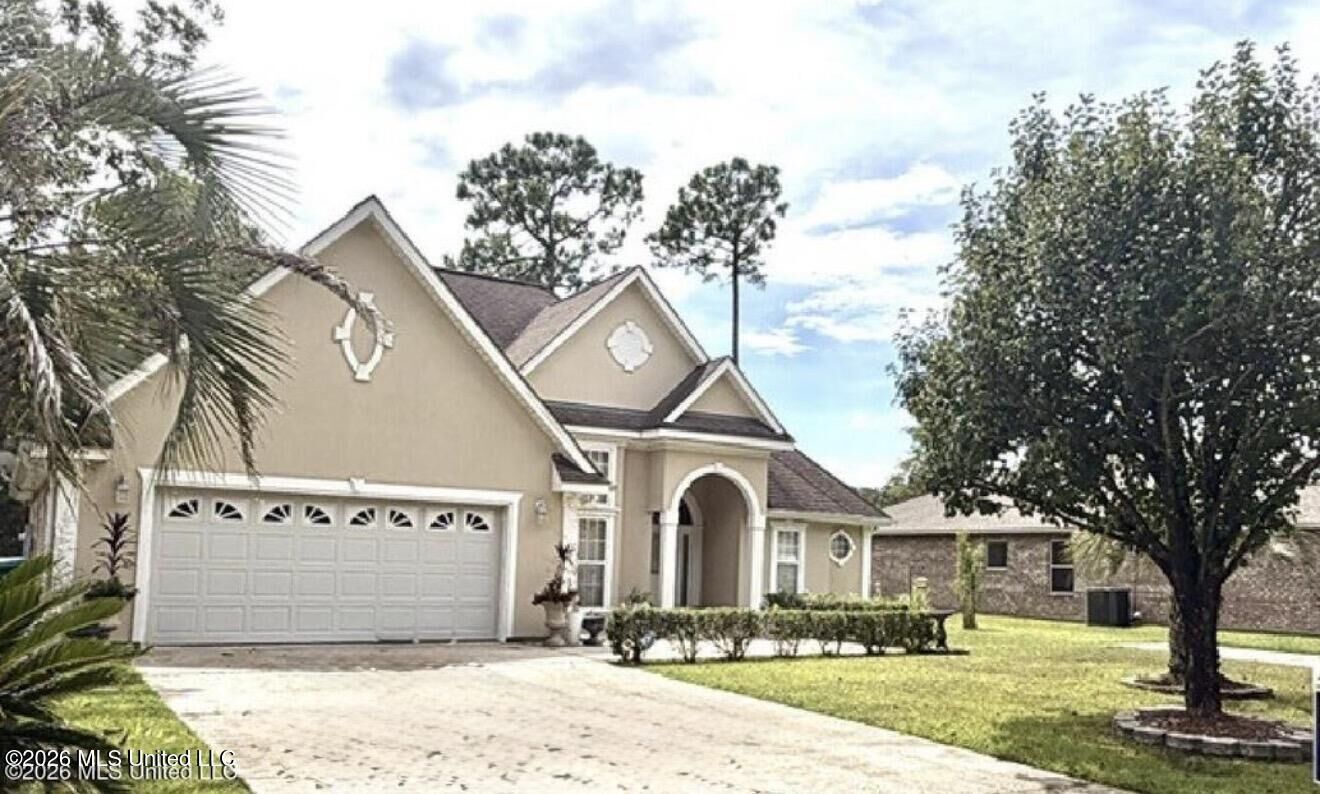 Property Photo: 2021 Parkview Drive MS 39553