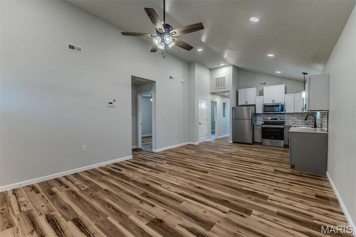 Property Photo: 430 Railroad Avenue MO 65536