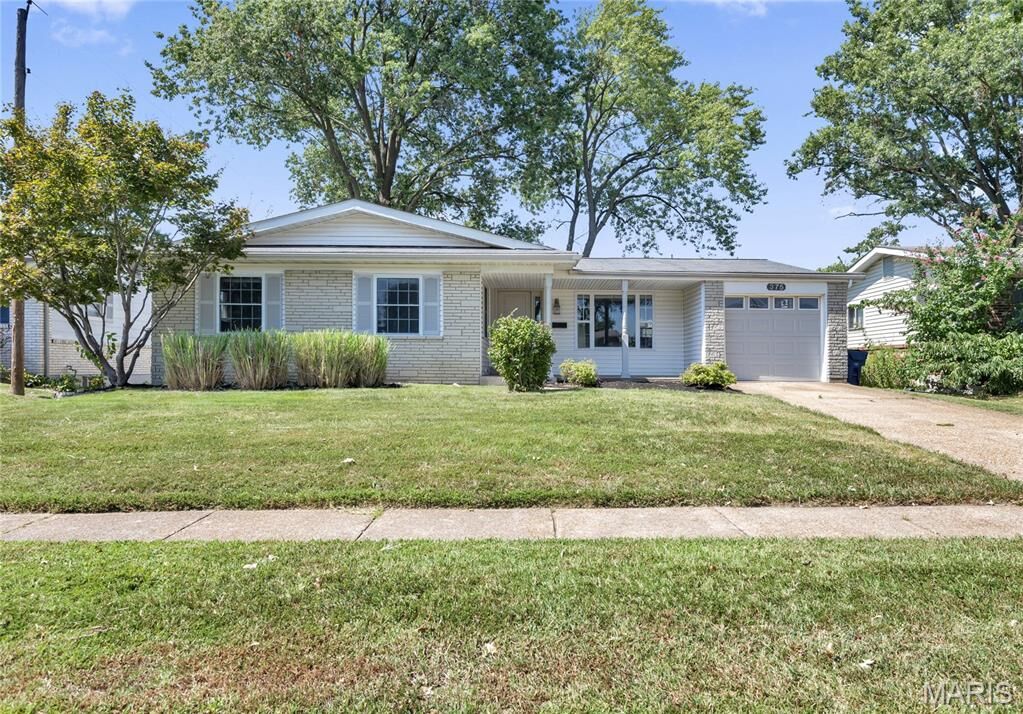 Property Photo: 375 Albert Drive MO 63031