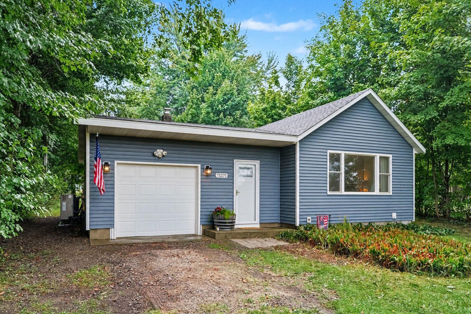 Property Photo:  73271 County Road 380  MI 49090 