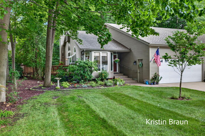 Property Photo: 3694 Arborway Drive MI 49441