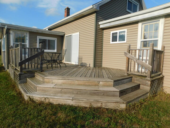 Property Photo: 489 S Catalpa Avenue MI 49349