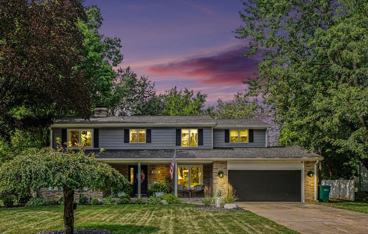 Property Photo: 6828 Trotwood Street MI 49024