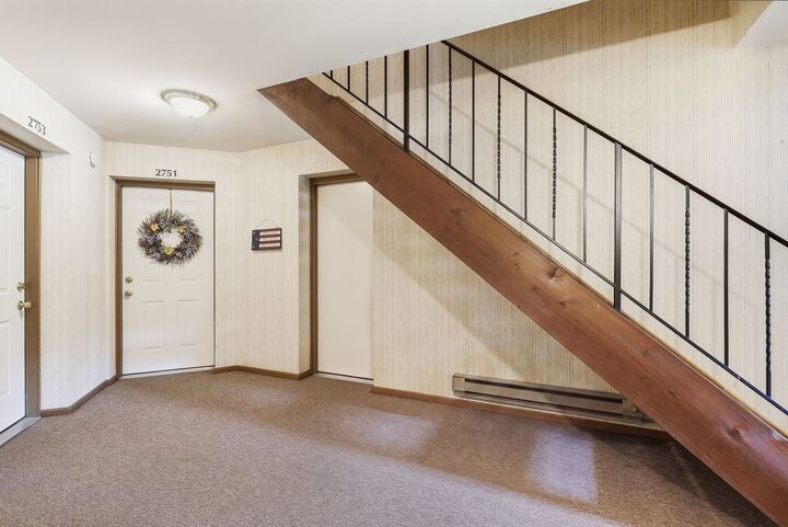 Property Photo:  2751 Harbor Drive 2751  IL 60431 