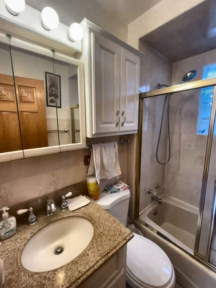 Property Photo: 3039 S Lowe Avenue IL 60616