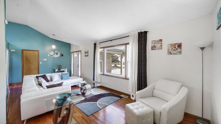 Property Photo:  322 Central Avenue  IL 60443 