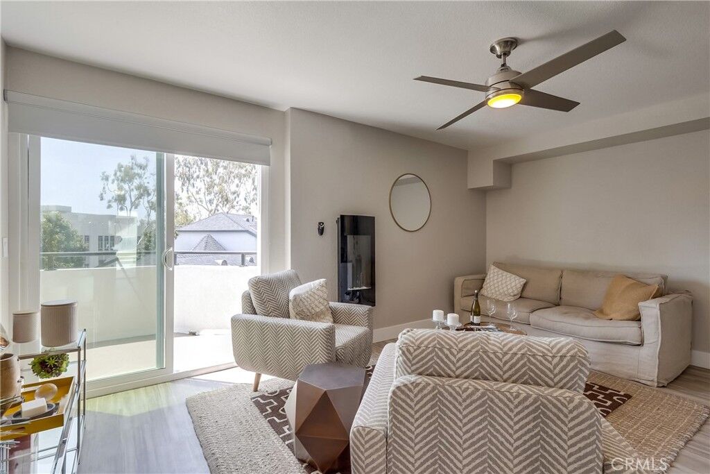 Property Photo:  312 Broadway 7  CA 92651 