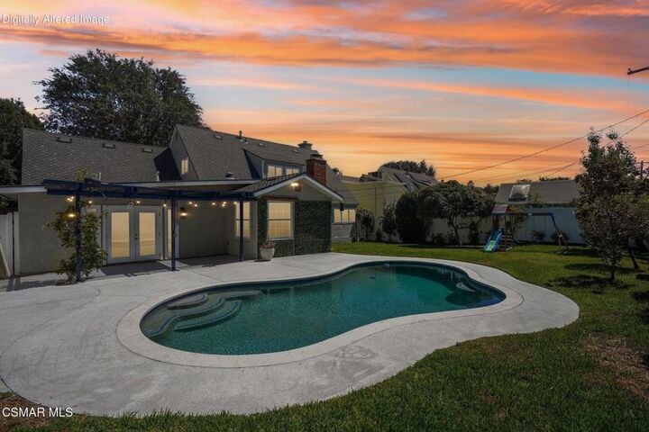 Property Photo:  9653 Oakdale Avenue  CA 91311 